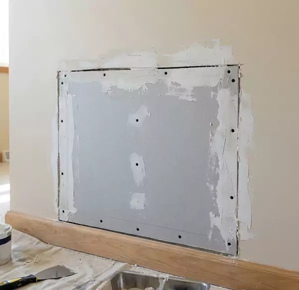 Why Homeowners and Businesses Choose Sandalfoot Cove Water Damage for Fixing Water Damaged Drywall in Sandalfoot Cove, FL?